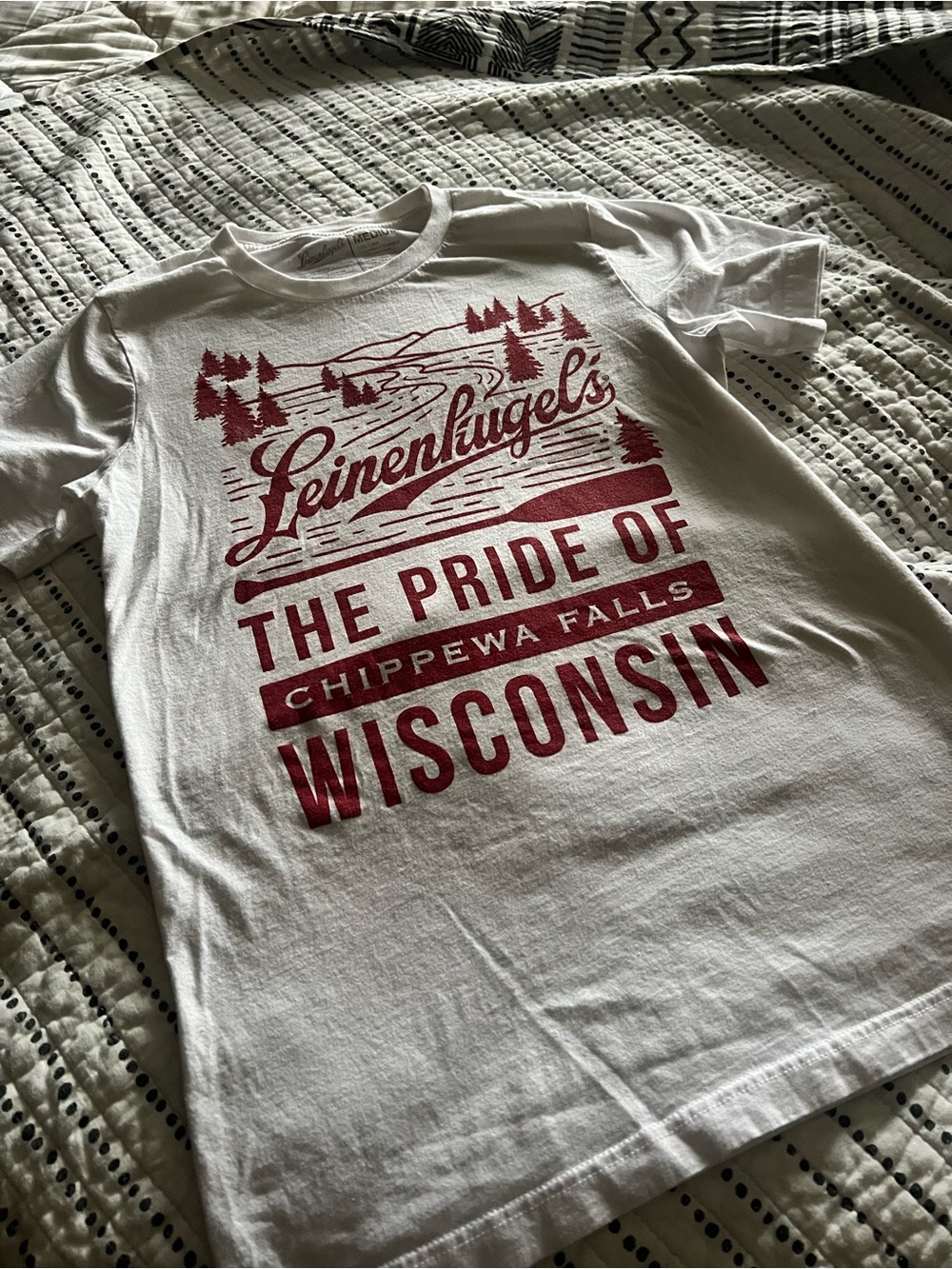 Leinenkugel's White Short-Sleeve Graphic Tee - Pride of Wisconsin